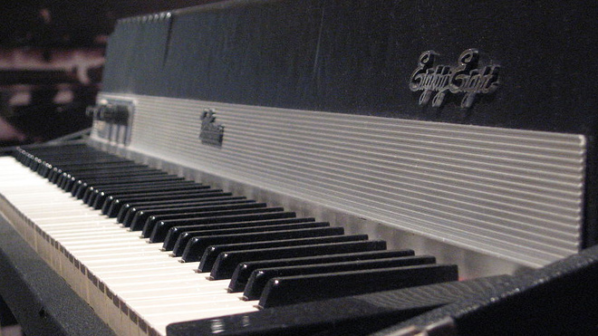 Fender Rhodes